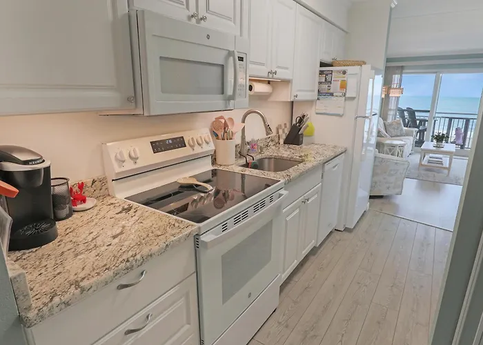 Beachbox Iii - Unreal Views - Oceanfront Balcony - Couple's Getaway - Worcester House 401 *